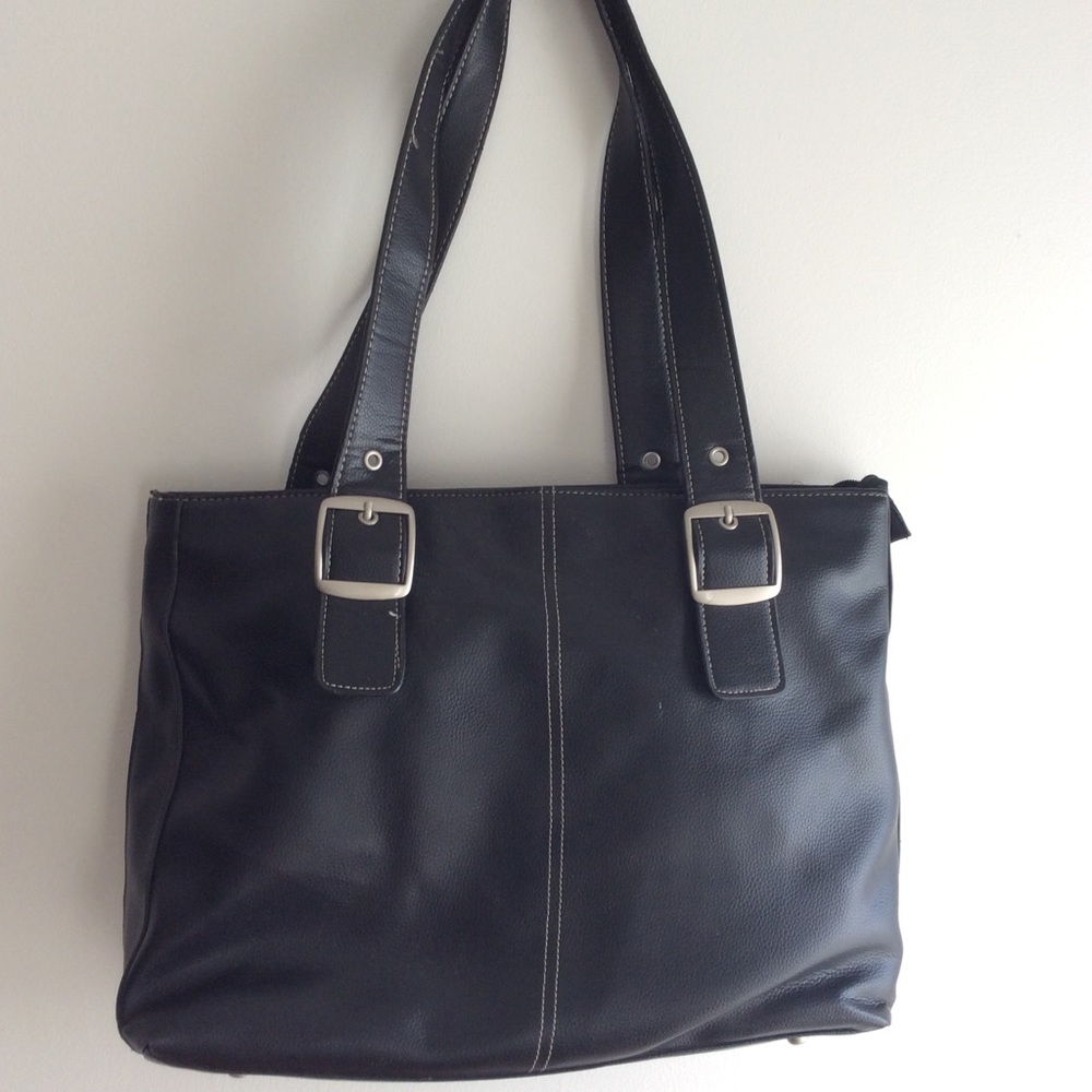 Elsa Solo Computer Vegan leather tote 16 inch